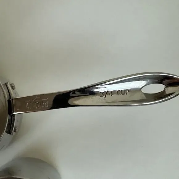 All-Clad Stainless Steel 3 piece Measuring Cup Set 1 -1/2, 3/4, 2/3 cup - Picture 4 of 13